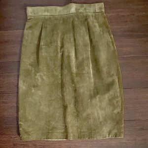 Suede Skirt/ Army Green